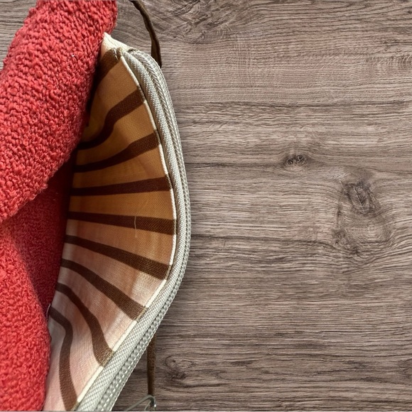 Kindred Spirit Style Women's Crossbody - NEW! Made in USA - Picture 5 of 6